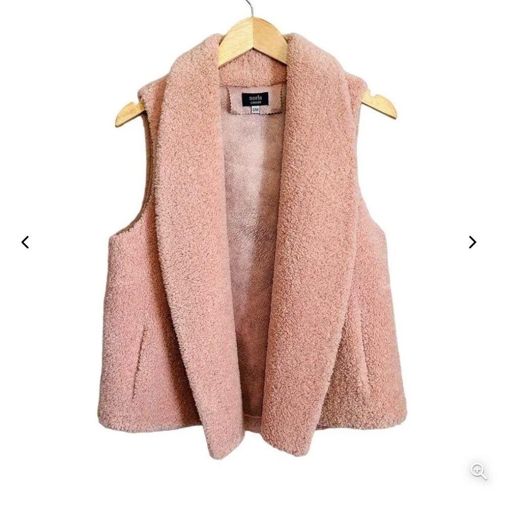 Anthropologie Norla Canada Sherpa Vest